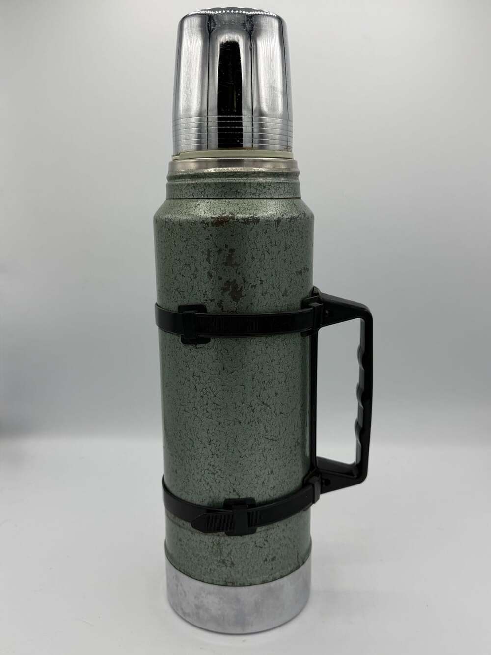 Vintage Aladdin Stanley A-944C Thermos 1 Qt Green Hammertone USA w Handle